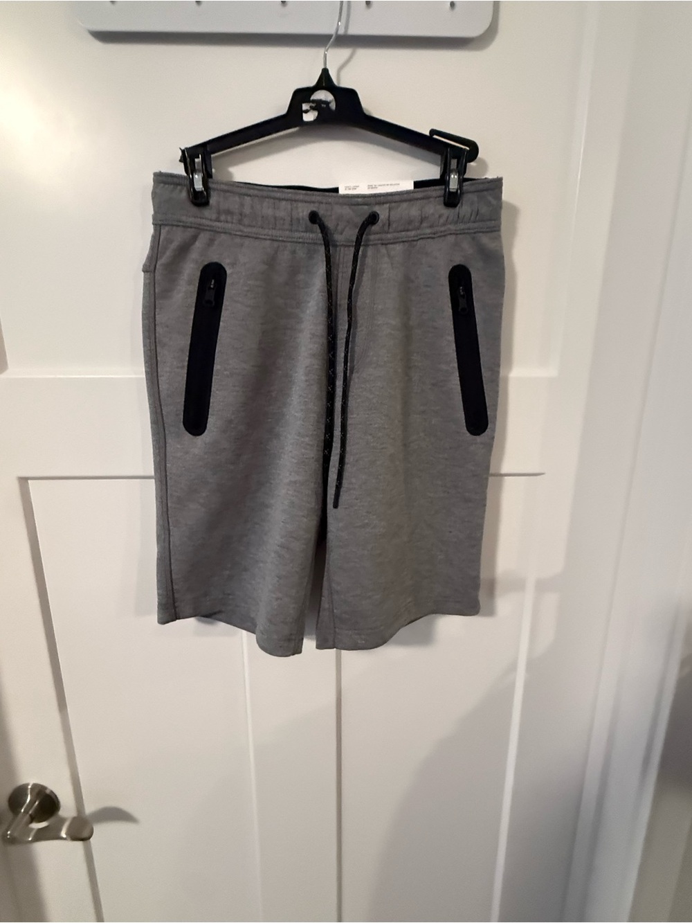 American Eagle Men's Gray Athletic Drawstring Shorts NWT size XS